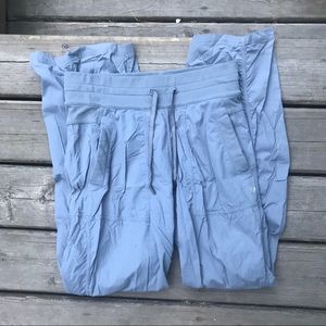 Studio pants Lululemon